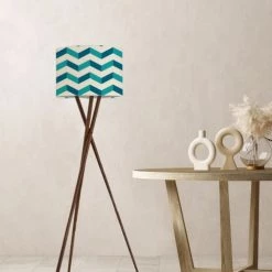 Abat-jours Lampadaires Abat-jour Lampadaire Triono T 40 X H 25 7 Abat-jours Lampadaires Abat-jour Lampadaire Triono T 40 X H 25 -Lampadaires || Lustres || Guirlandes et décorations lumineuses Soldes abat jour lampadaire triono t 40 x h 25 1