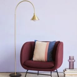 Hubsch Lampadaires Lampadaire Avec Base En Marbre En Noir Et Laiton -Lampadaires || Lustres || Guirlandes et décorations lumineuses Soldes lampadaire avec base en marbre en noir et laiton 3