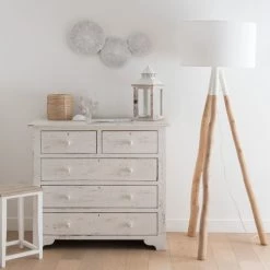 Maisons Du Monde Lampadaires Lampadaire Branche D'eucalyptus Et Abat-jour Blanc H152 12 Maisons Du Monde Lampadaires Lampadaire Branche D'eucalyptus Et Abat-jour Blanc H152 -Lampadaires || Lustres || Guirlandes et décorations lumineuses Soldes lampadaire branche d eucalyptus et abat jour blanc h152 1000 7 29 177436 5