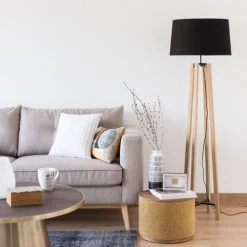 Maisons Du Monde Lampadaires Lampadaire En Chêne Et Abat-jour Noir H146 -Lampadaires || Lustres || Guirlandes et décorations lumineuses Soldes lampadaire en chene et abat jour noir h146 1000 13 25 194816 4