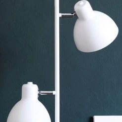 Dyberg Larsen Lampadaires Lampadaire En Métal Blanc Mat Et Chrome, H 160 Cm D 16 Cm -Lampadaires || Lustres || Guirlandes et décorations lumineuses Soldes lampadaire en metal blanc mat et chrome h 160 cm d 16 cm 2