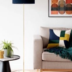 Maisons Du Monde Lampadaires Lampadaire En Métal Doré Et Abat-jour En Coton Bleu Nuit Recyclé H155 -Lampadaires || Lustres || Guirlandes et décorations lumineuses Soldes lampadaire en metal dore et abat jour en coton bleu nuit recycle h155 1000 5 12 229284 3