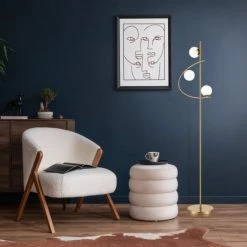 Laurie Lumière Lampadaires Lampadaire En Métal Laiton -Lampadaires || Lustres || Guirlandes et décorations lumineuses Soldes lampadaire en metal laiton 1