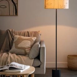 Maisons Du Monde Lampadaires Lampadaire En Métal Noir, Bois D'acacia Et Abat-jour En Coton écru à Motifs Visages H145 -Lampadaires || Lustres || Guirlandes et décorations lumineuses Soldes lampadaire en metal noir bois d acacia et abat jour en coton ecru a motifs visages h145 1000 2 21 221257 4