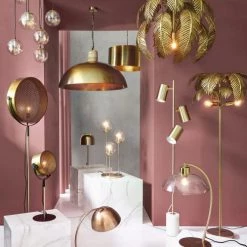 Maisons Du Monde Lampadaires Lampadaire En Métal Noir Et Perforé Doré H164 -Lampadaires || Lustres || Guirlandes et décorations lumineuses Soldes lampadaire en metal noir et perfore dore h164 1000 8 23 222776 2