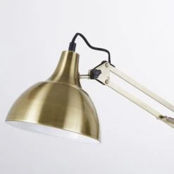 Maisons Du Monde Lampadaires Lampadaire Réglable En Métal Doré Mat H140 -Lampadaires || Lustres || Guirlandes et décorations lumineuses Soldes lampadaire reglable en metal dore mat h140 1000 15 17 210798 2