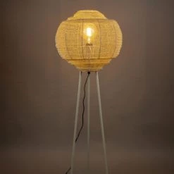 Dutchbone Lampadaires Lampadaire Trépied Avec Abat-jour En Métal Gris -Lampadaires || Lustres || Guirlandes et décorations lumineuses Soldes lampadaire trepied avec abat jour en metal gris 2