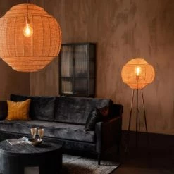 Dutchbone Lampadaires Lampadaire Trépied Avec Abat-jour En Métal Or -Lampadaires || Lustres || Guirlandes et décorations lumineuses Soldes lampadaire trepied avec abat jour en metal or 1