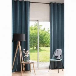 Maisons Du Monde Lampadaires Lampadaire Trépied En Chêne Et Abat-jour Noir H160 -Lampadaires || Lustres || Guirlandes et décorations lumineuses Soldes lampadaire trepied en chene et abat jour noir h160 1000 11 23 179480 2