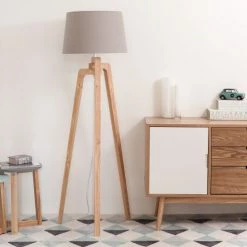 Maisons Du Monde Lampadaires Lampadaire Trépied En Paulownia Et Abat-jour Gris H150 11 Maisons Du Monde Lampadaires Lampadaire Trépied En Paulownia Et Abat-jour Gris H150 -Lampadaires || Lustres || Guirlandes et décorations lumineuses Soldes lampadaire trepied en paulownia et abat jour gris h150 1000 10 16 146550 4