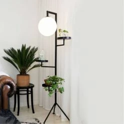 Globen Lighting Lampadaires Lampadaire Tripode Avec Tablettes H153cm -Lampadaires || Lustres || Guirlandes et décorations lumineuses Soldes lampadaire tripode avec tablettes h153cm 1