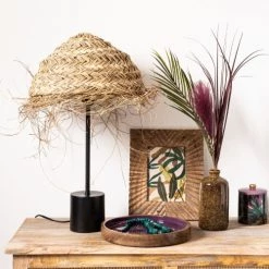 Maisons Du Monde Lampadaires Lampe En Métal Marron Et Abat-jour En Fibre De Palmier Noir -Lampadaires || Lustres || Guirlandes et décorations lumineuses Soldes lampe en metal marron et abat jour en fibre de palmier noir 1000 2 3 224232 2