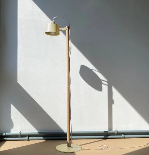 DIZY Design Lampadaires Luminaire à Poser Chêne Et Métal Laiton 4 DIZY Design Lampadaires Luminaire à Poser Chêne Et Métal Laiton – Image 2