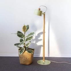 DIZY Design Lampadaires Luminaire à Poser Chêne Et Métal Laiton -Lampadaires || Lustres || Guirlandes et décorations lumineuses Soldes luminaire a poser chene et metal laiton 12