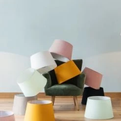 Maisons Du Monde Lampadaires Pied De Lampadaire En Hévéa Foncé H132 -Lampadaires || Lustres || Guirlandes et décorations lumineuses Soldes pied de lampadaire en hevea fonce h132 1000 2 37 197780 3